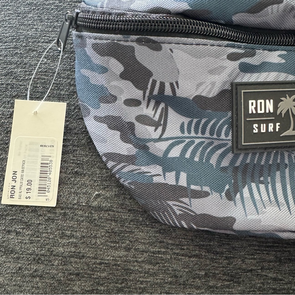 NWT Ron Jon Surf Shop Unisex Men Women Camouflage Waist Bag Fanny Pack Crossbody - Picture 3 of 12